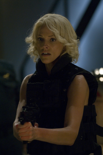 Still of Tricia Helfer in Battlestar Galactica (2004)