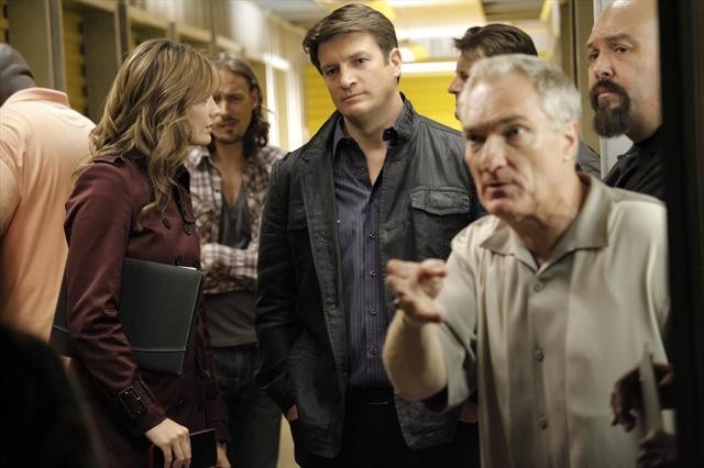 Still of Dennis Cockrum, Nathan Fillion and Stana Katic in Kastlas (2009)