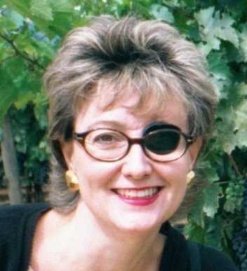 Suzanne Lyons