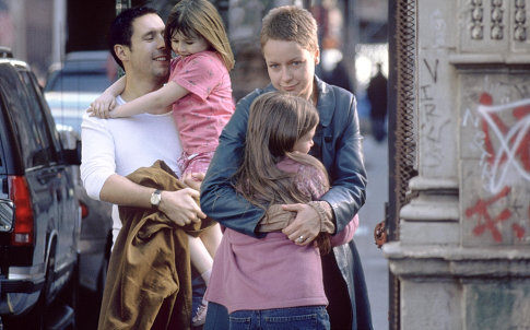 Still of Sarah Bolger, Paddy Considine, Samantha Morton and Emma Bolger in In America (2002)