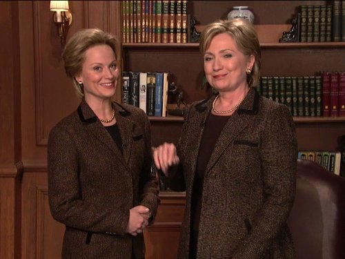 Still of Hillary Clinton and Amy Poehler in Saturday Night Live (1975)