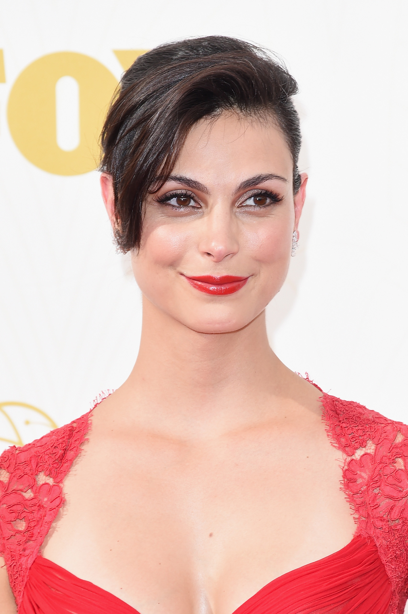 Morena Baccarin at event of The 67th Primetime Emmy Awards (2015)