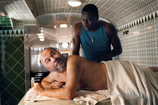 Still of Gérard Jugnot and Omar Sy in Envoyés très spéciaux (2009)