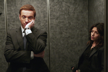 Still of Damian Lewis and Sarah Shahi in Gyvenimas (2007)