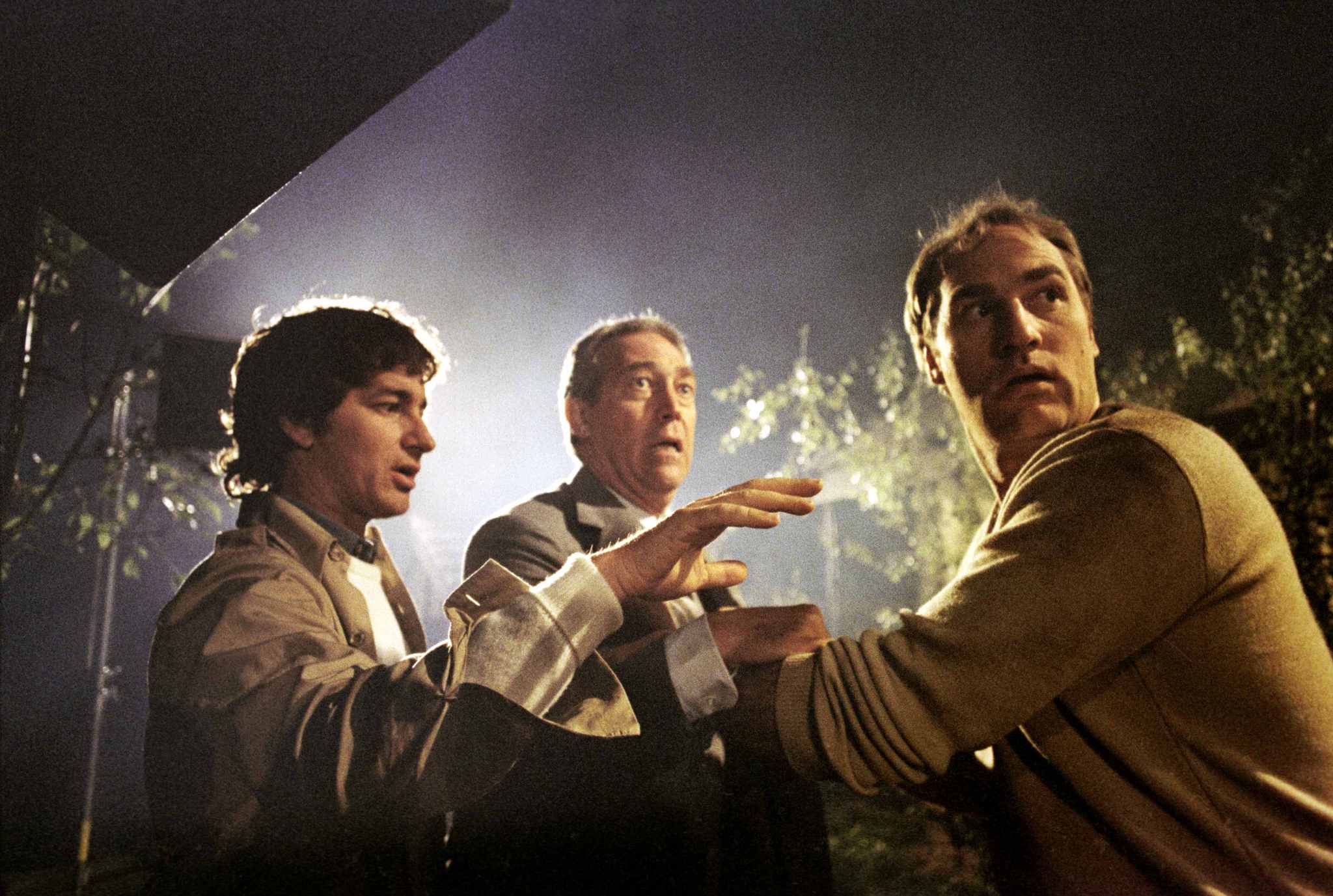 Still of Steven Spielberg, Craig T. Nelson and James Karen in Poltergeist (1982)