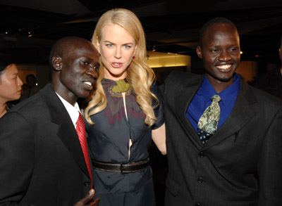 Nicole Kidman and Daniel Abol Pach at event of God Grew Tired of Us: The Story of Lost Boys of Sudan (2006)