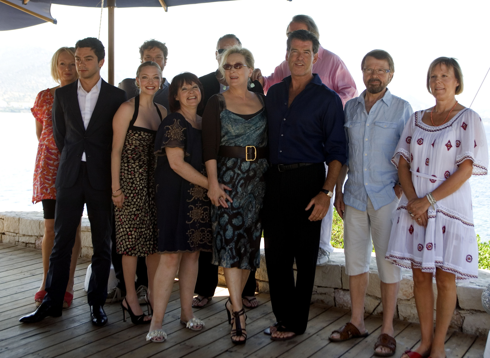 Pierce Brosnan, Meryl Streep, Catherine Johnson, Dominic Cooper and Amanda Seyfried at event of Mamma Mia! (2008)