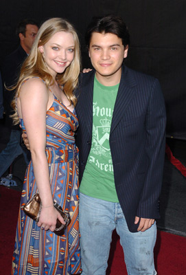 Emile Hirsch and Amanda Seyfried at event of Lords of Dogtown (2005)