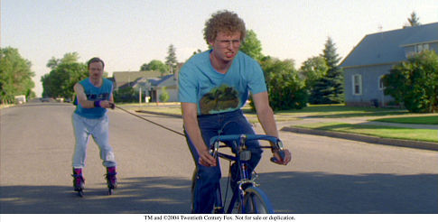 Still of Aaron Ruell and Jon Heder in Napoleon Dynamite (2004)