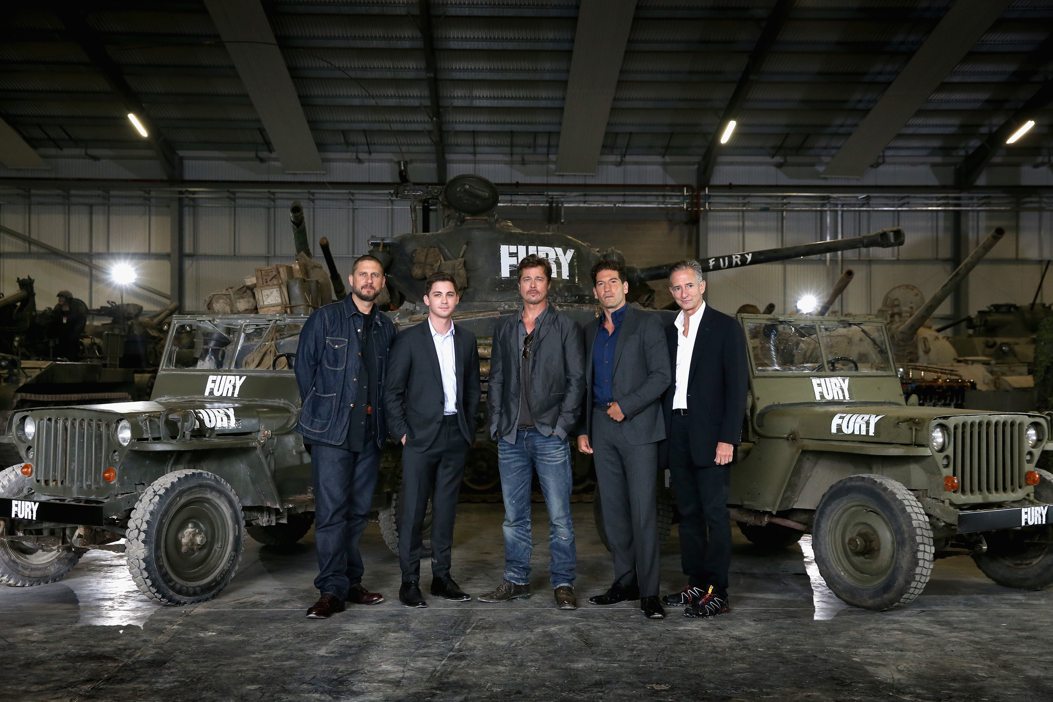 Brad Pitt, David Ayer, Logan Lerman, Bill Block and Jon Bernthal at event of Inirsis (2014)