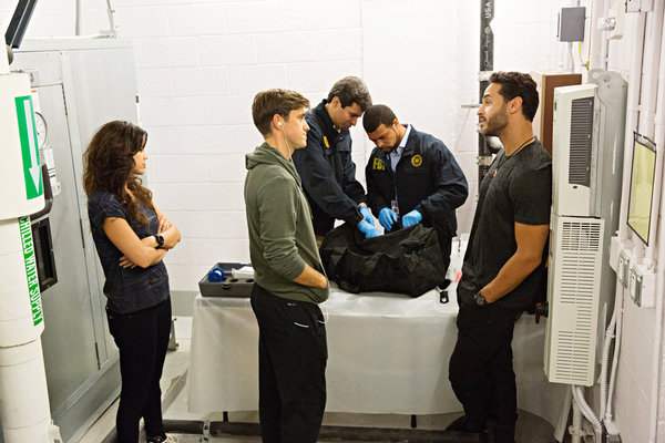 Still of Daniel Sunjata, Vanessa Ferlito and Aaron Tveit in Graceland (2013)