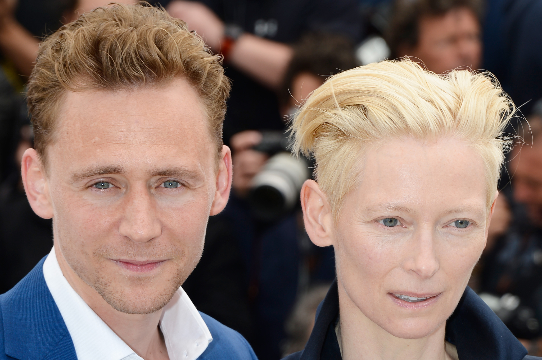 Tilda Swinton and Tom Hiddleston at event of Isgyvena tik mylintys (2013)