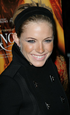 Sienna Miller at event of Casanova (2005)