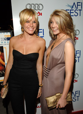 Sienna Miller and Natalie Dormer at event of Casanova (2005)