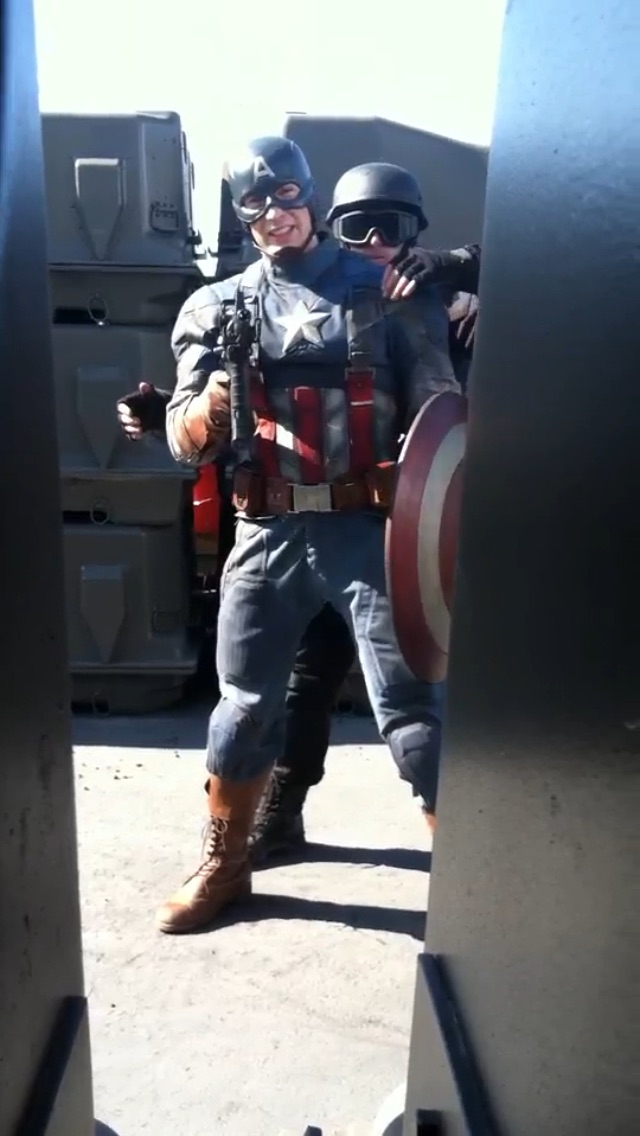 Fighting Chris Evans / Captain America 2.