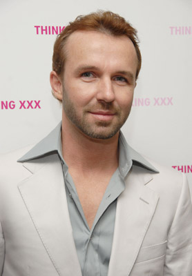 Chad Hunt at event of Thinking XXX (2004)