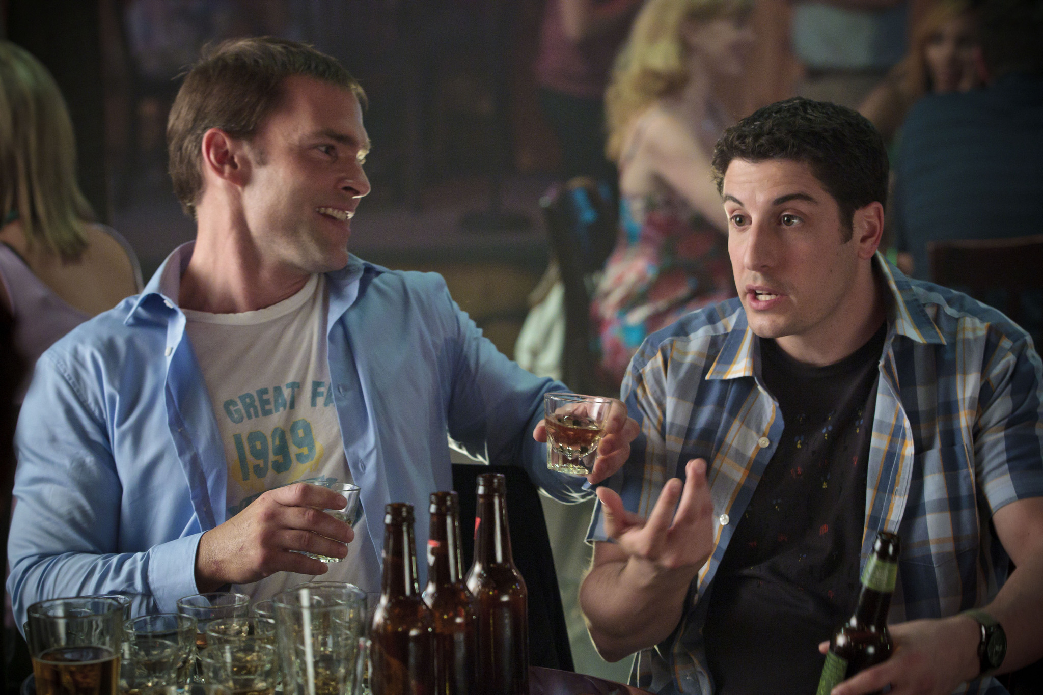 Still of Jason Biggs and Seann William Scott in Amerikietiskas pyragas: klases susitikimas (2012)