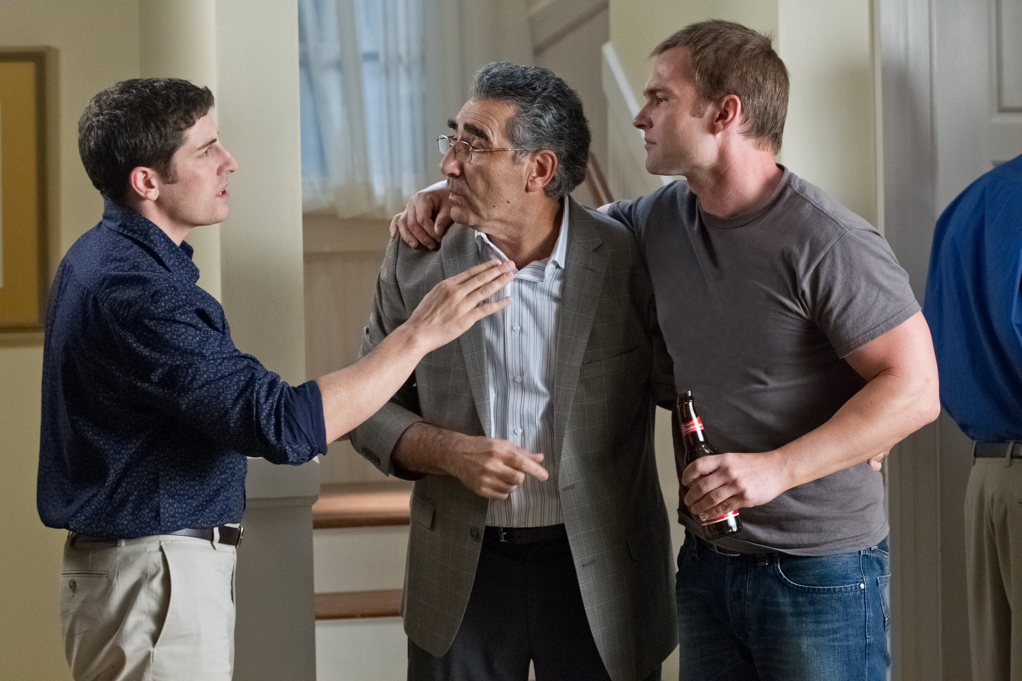 Still of Jason Biggs, Seann William Scott and Eugene Levy in Amerikietiskas pyragas: klases susitikimas (2012)