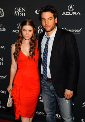 Kate Mara and Josh Radnor at event of Happythankyoumoreplease (2010)