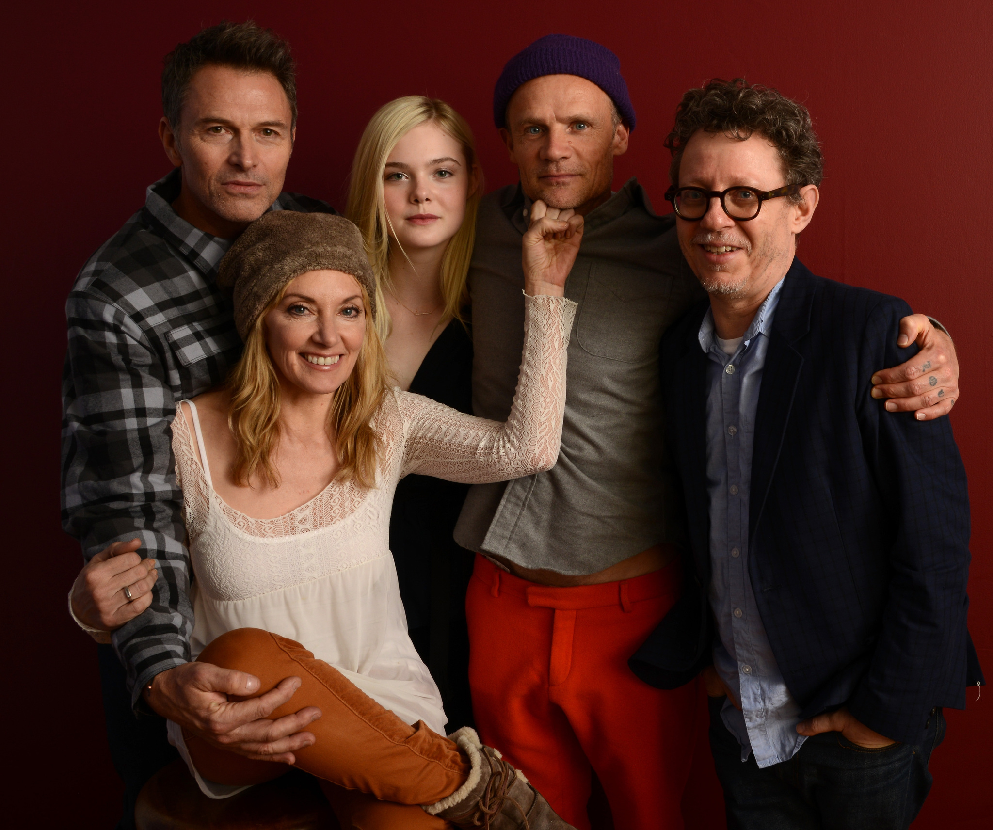 Jeff Preiss, Elle Fanning and Timothy Daly