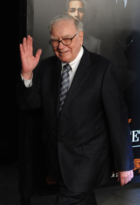 Warren Buffett at event of Volstrytas: pinigai nesnaudzia (2010)