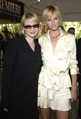 Renée Zellweger and Amber Valletta
