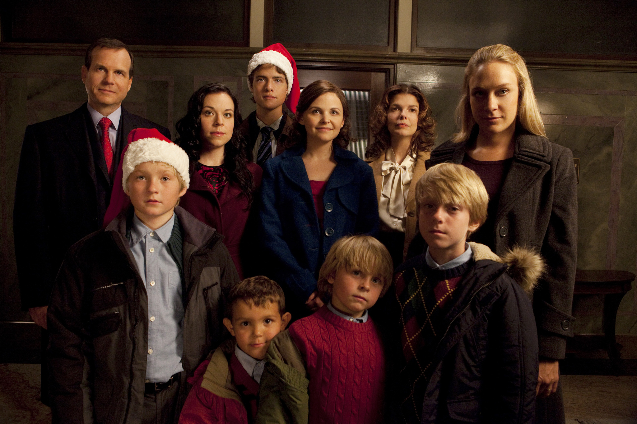 Still of Bill Paxton, Jeanne Tripplehorn, Tina Majorino, Chloë Sevigny, Ginnifer Goodwin, Douglas Smith, Garrett Gray and Keegan Holst in Big Love (2006)