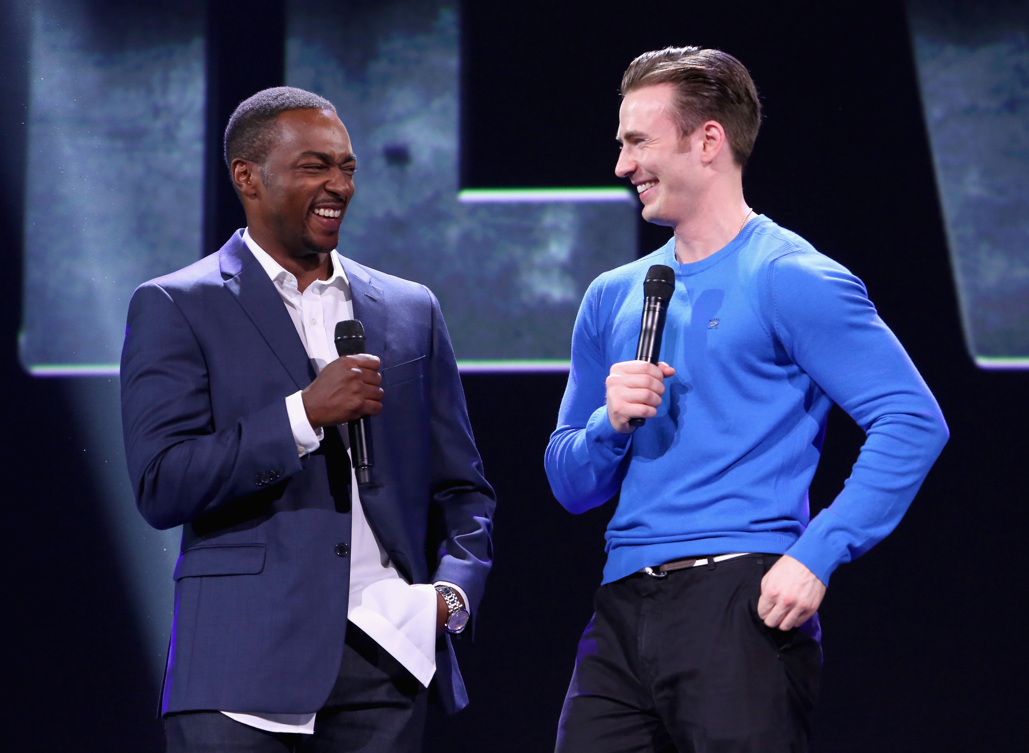 Chris Evans and Anthony Mackie at event of Captain America: Civil War (2016)