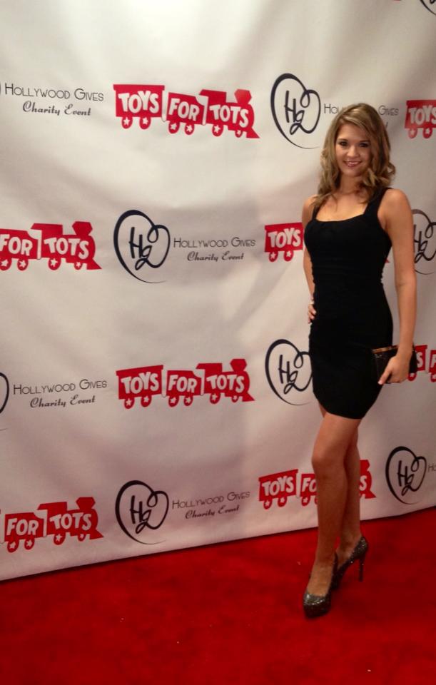 Hollywood Gives Charity Event - Toys For Tots