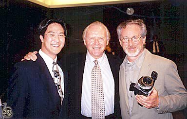 Ian Shen, Anthony Hopkins, and Steven Spielberg (Copyright 2b3 Productions)