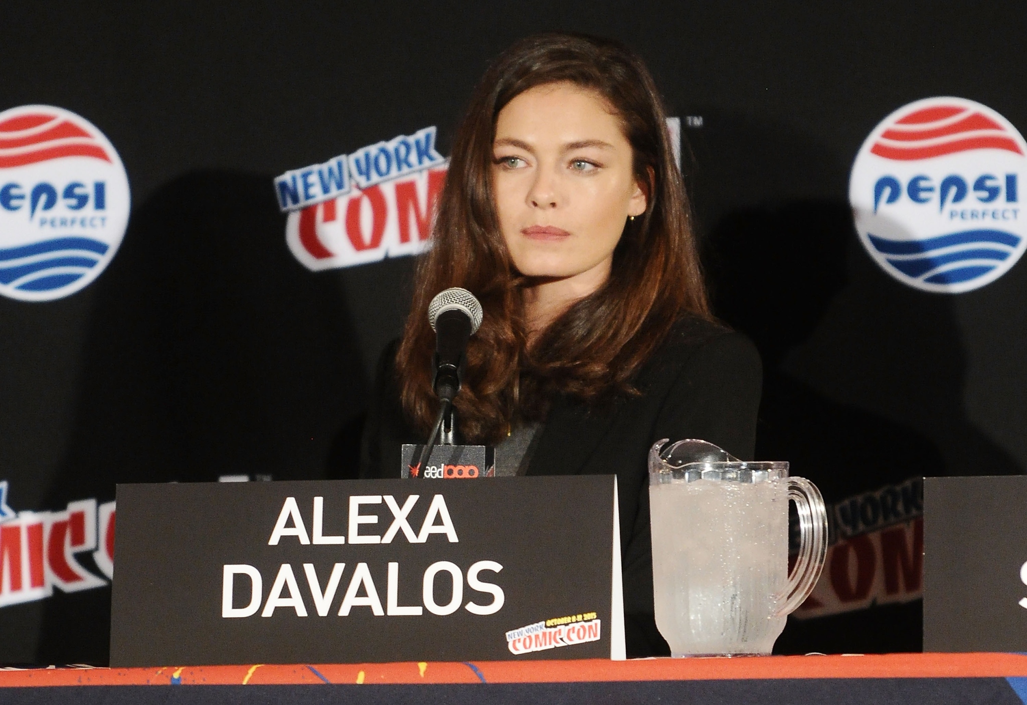 Alexa Davalos at event of The Man in the High Castle (2015)