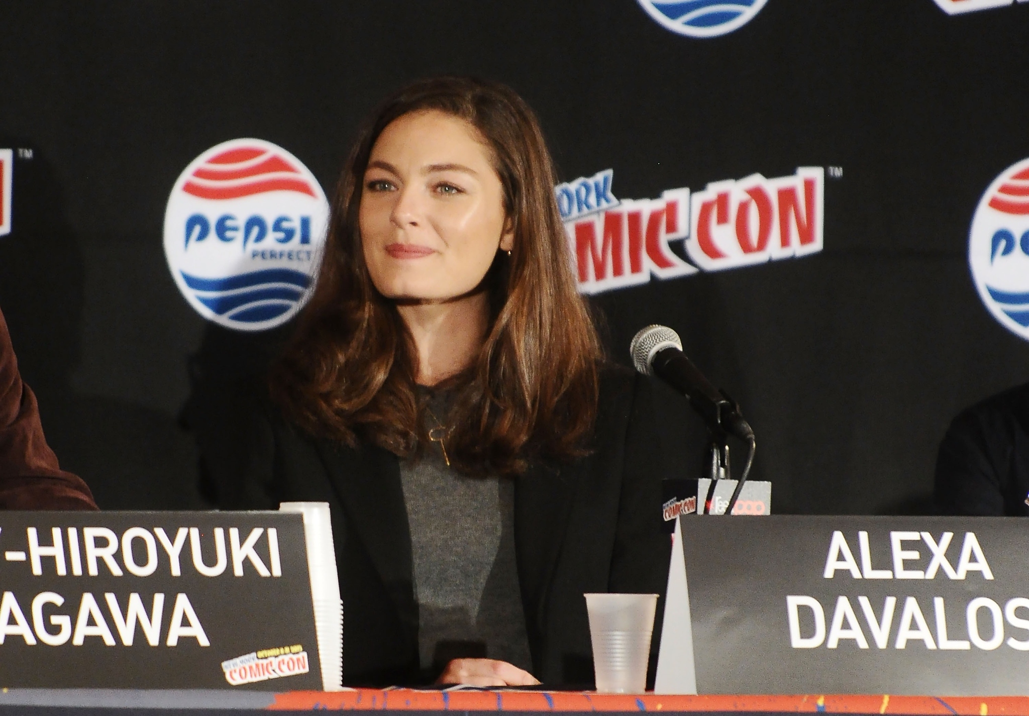 Alexa Davalos at event of The Man in the High Castle (2015)