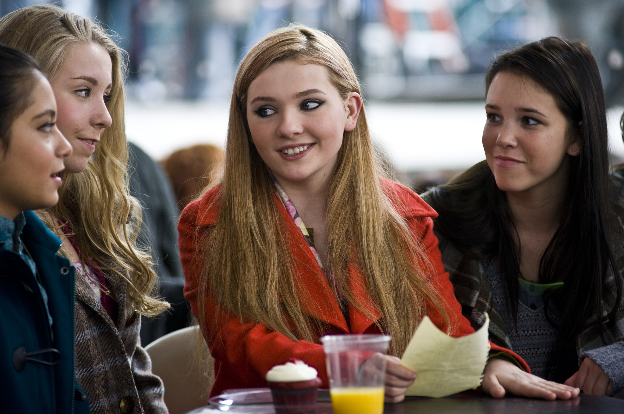 Still of Abigail Breslin in Naujieji metai Niujorke (2011)