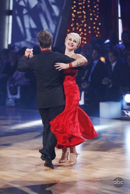 Still of Kelly Osbourne and Louis van Amstel in Dancing with the Stars (2005)