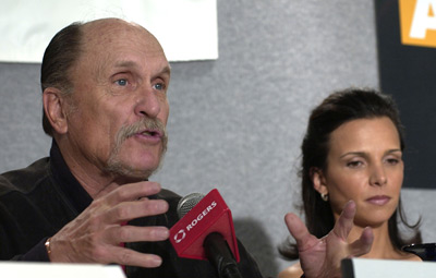 Robert Duvall and Luciana Pedraza at event of Assassination Tango (2002)