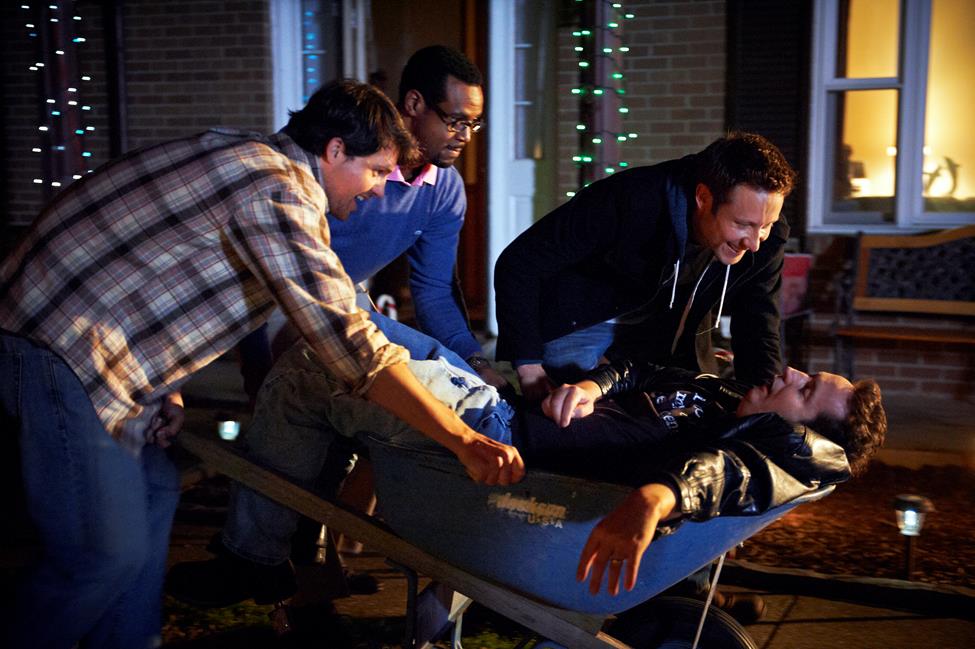 Still of Harland Williams, Michael Rosenbaum, Kristoffer Polaha and Isaiah Mustafa in Back in the Day (2014)