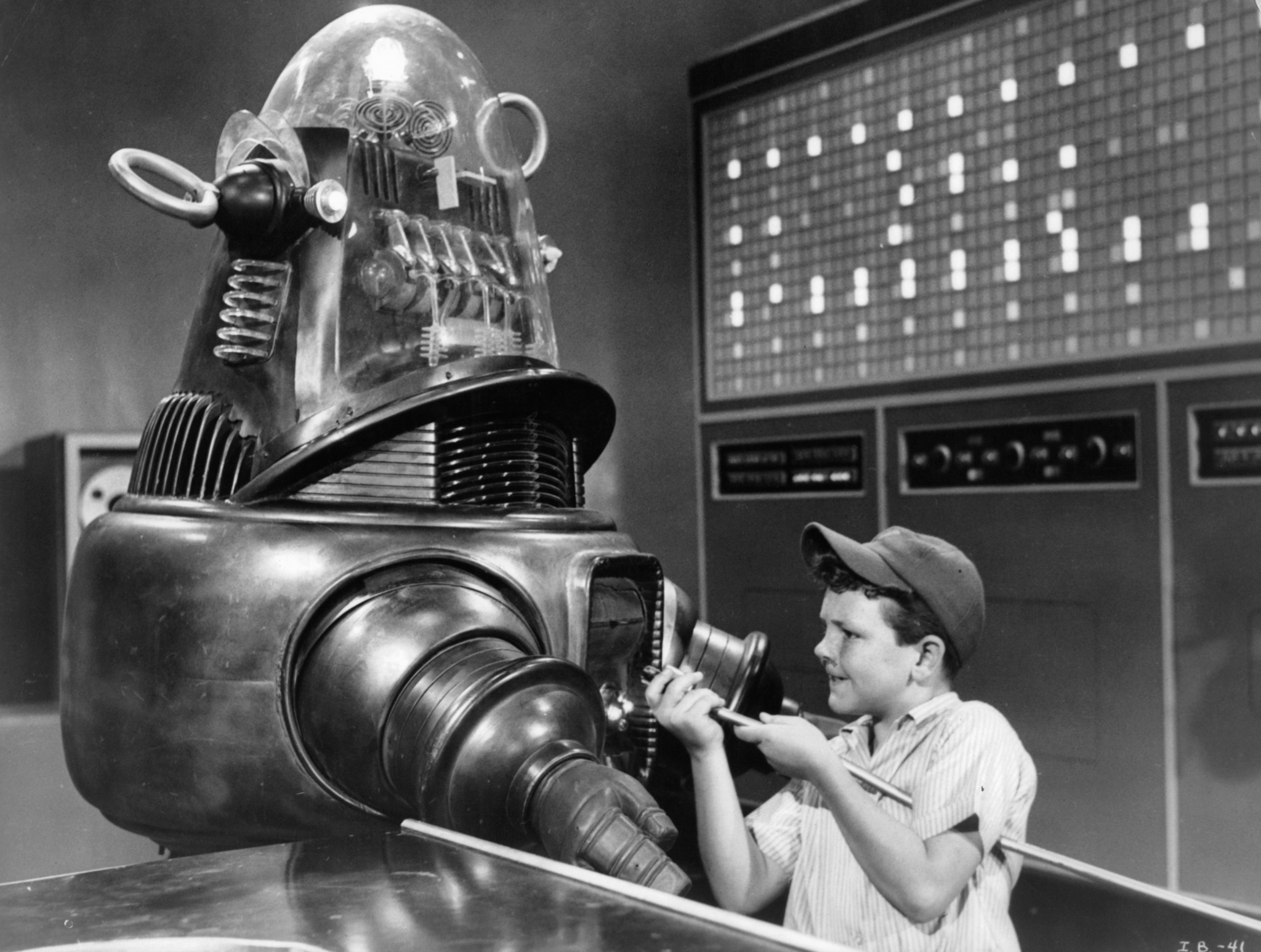 Still of Richard Eyer and Robby the Robot in The Invisible Boy (1957)