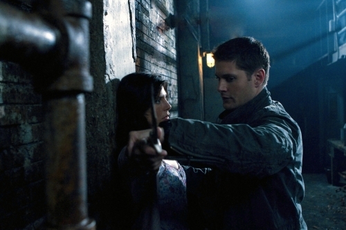 Still of Jensen Ackles and Cindy Sampson in Supernatural (2005)