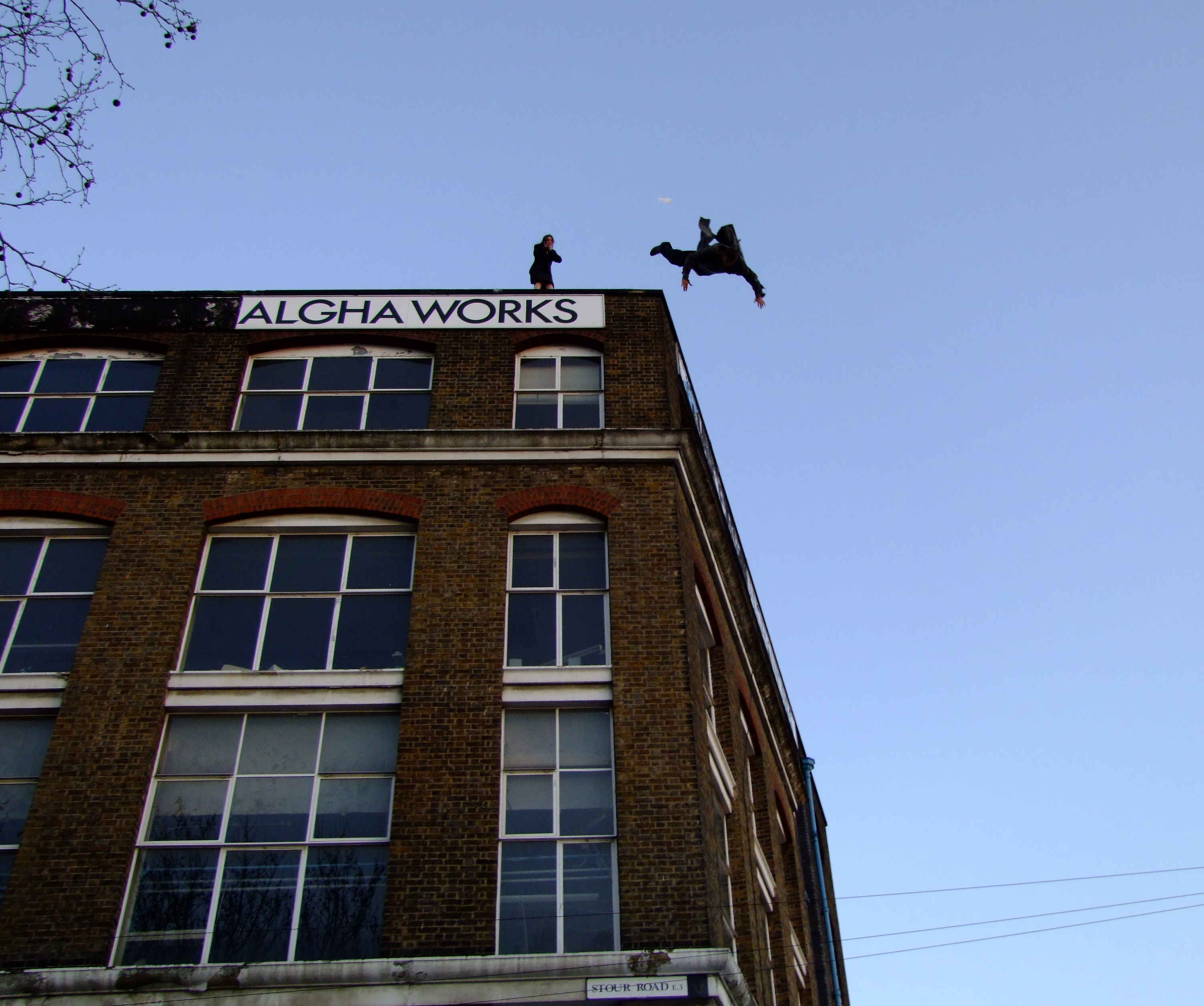 Gary Connery performing the high fall death scene in Killing Emily directing by Marc Cass