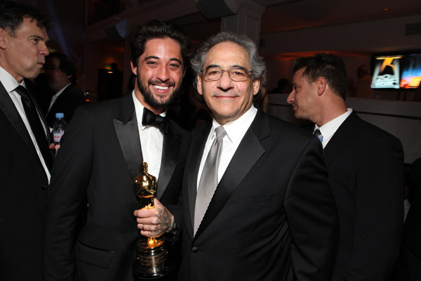 Ryan Bingham and Stephen Gilula at event of The 82nd Annual Academy Awards (2010)