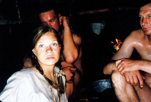 Still of Viktor Bychkov, Ville Haapasalo and Anni-Kristiina Juuso in Kukushka (2002)