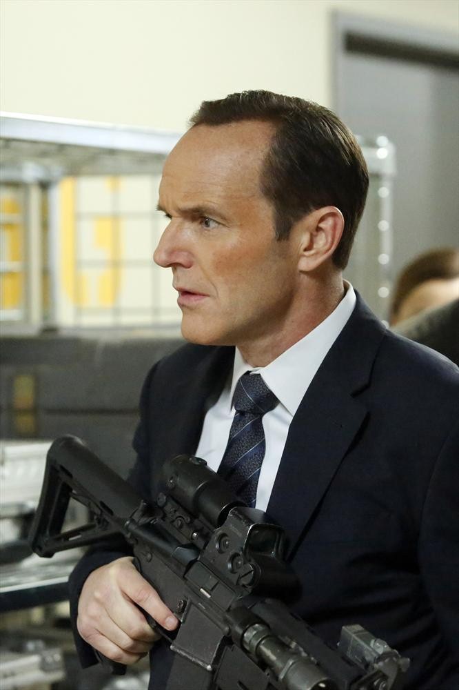 Still of Clark Gregg and Cobie Smulders in Agents of S.H.I.E.L.D. (2013)