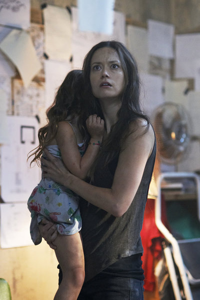 Still of Summer Glau in Alphas: Need to Know (2012)