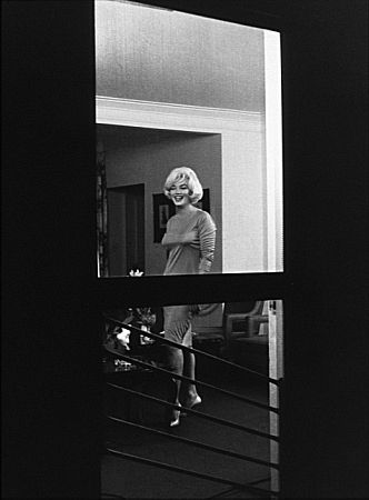 At the Beverly Hills Hotel. 1961 ©1978 Eric Skipsey