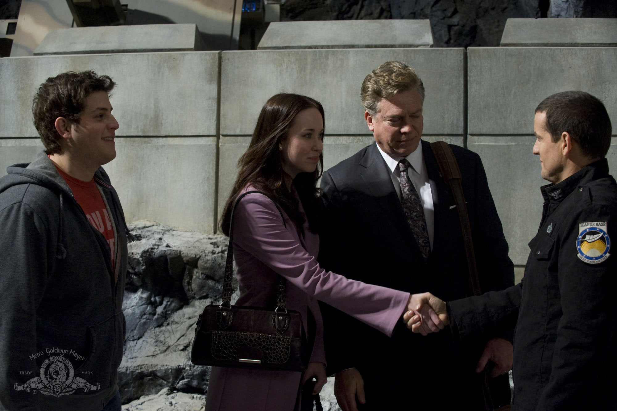 Still of Christopher McDonald, Louis Ferreira and Elyse Levesque in SGU Stargate Universe (2009)