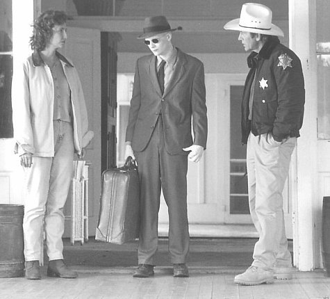 Still of Lance Henriksen, Sean Patrick Flanery and Mary Steenburgen in Powder (1995)