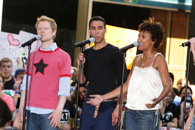 Wilson Jermaine Heredia, Anthony Rapp and Tracie Thoms at event of Today (1952)