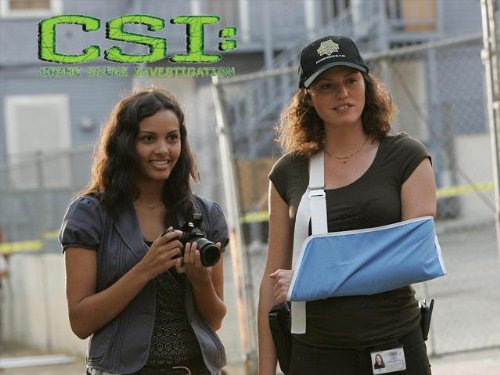 Still of Jorja Fox and Jessica Lucas in CSI kriminalistai (2000)