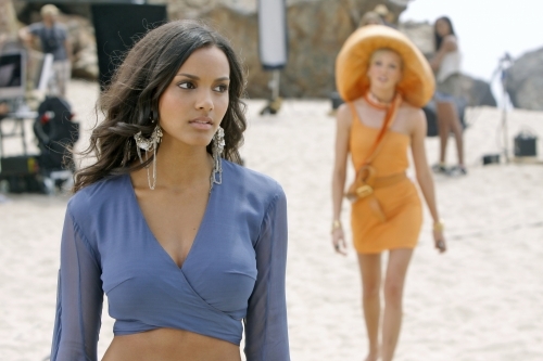 Still of Jessica Lucas and Katie Cassidy in Melrose Place (2009)