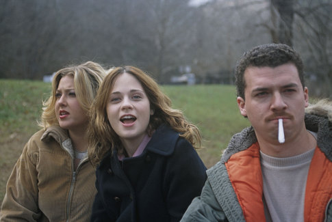 Still of Zooey Deschanel, Karey Williams and Danny McBride in All the Real Girls (2003)